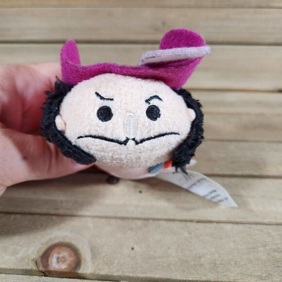 Disney Peter Pan Captain Hook Mini Tsum Tsum Stackable Plush Doll Kids Toy Play - Picture 1 of 8